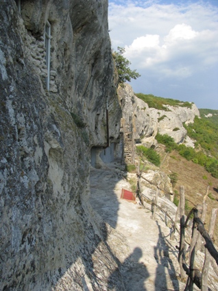 Пещерный монастырь Челтер-Мармара.